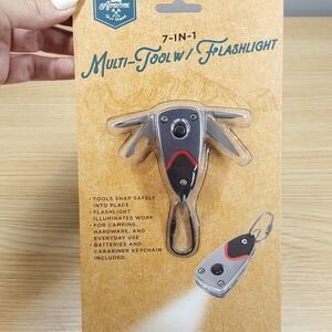 Adventure Mens Keychain 7 in 1 Multi Tool & Led Flashlight
